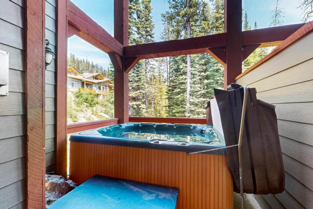 Photo of Bathroom in Snow Pine Estates