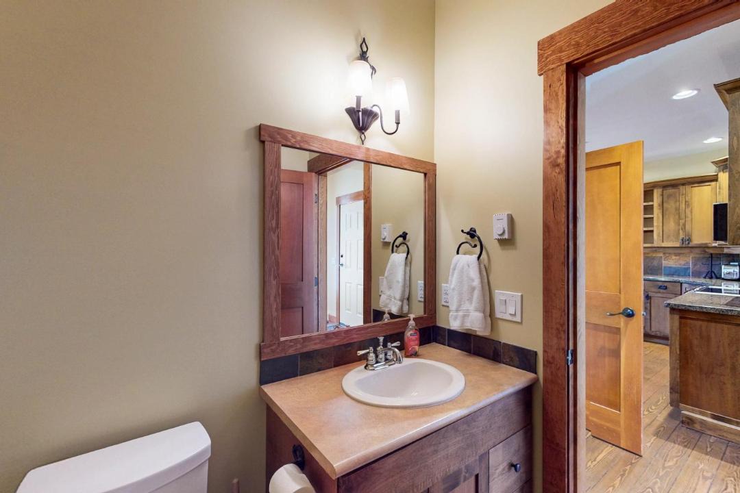 Photo of Bathroom in Snow Pine Estates