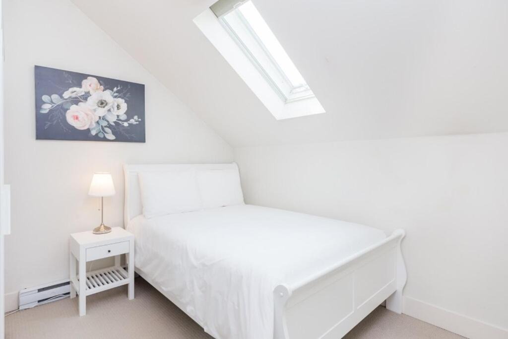 Photo of Bedroom in Hastings