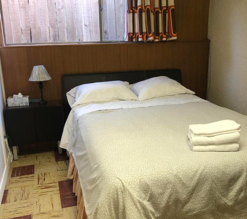 Photo of Bedroom in Oakridge