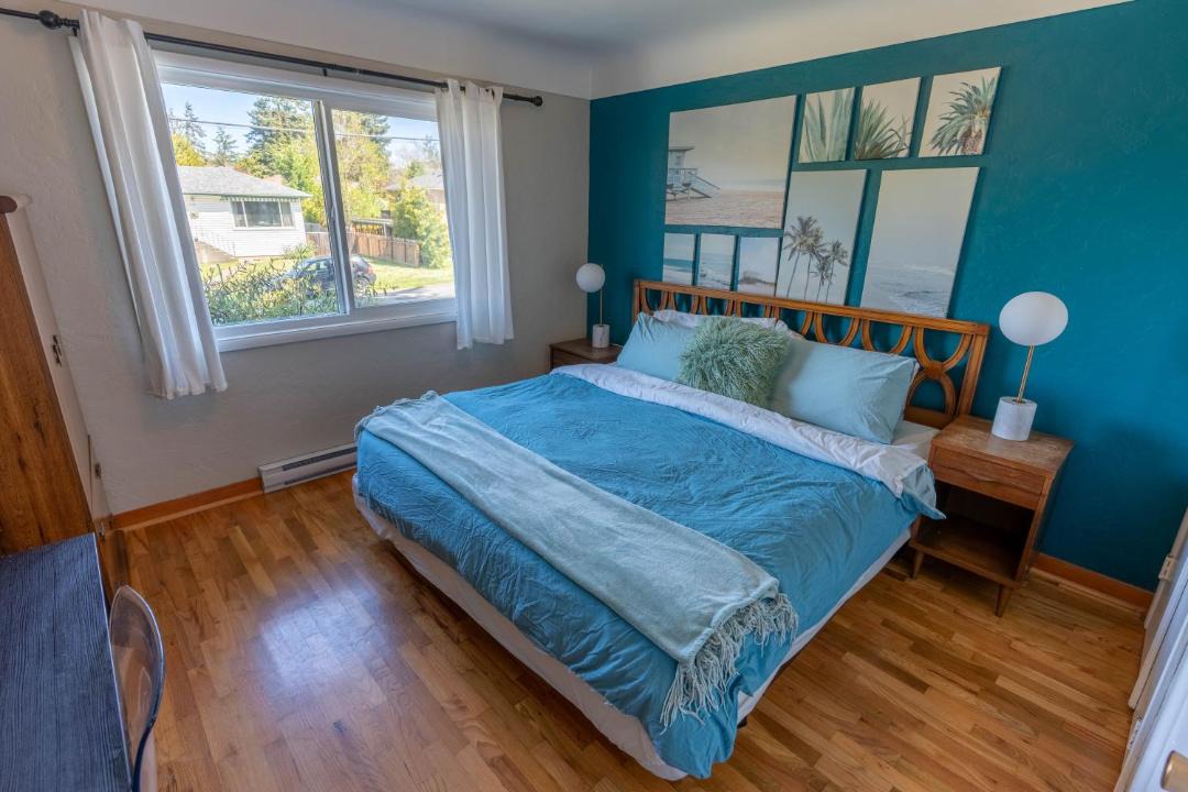 Photo of Bedroom in Saanich East