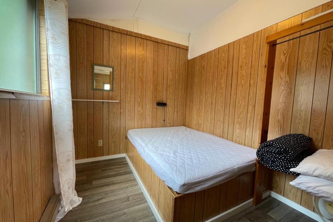 Photo of Bedroom in Hope Bay