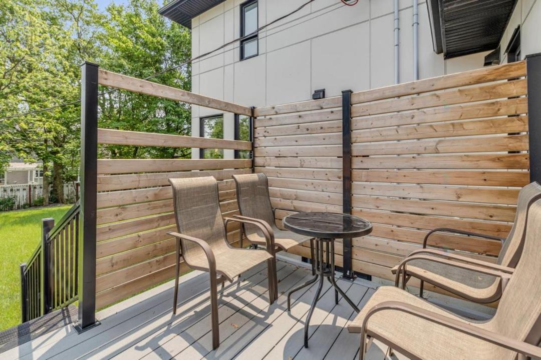 Photo of Patio Balcony in Sainte-Foy-Sillery-Cap-Rouge
