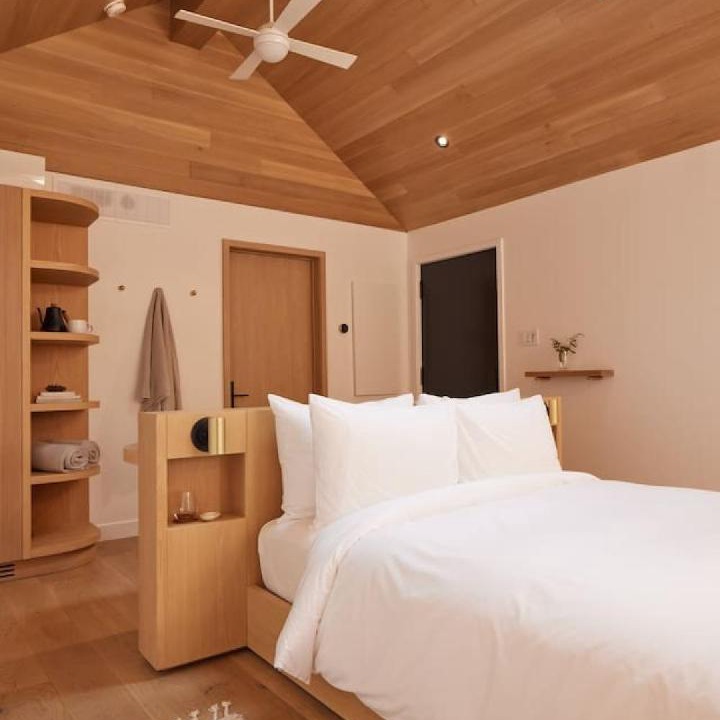 Photo of Bedroom in Algonquin Highlands