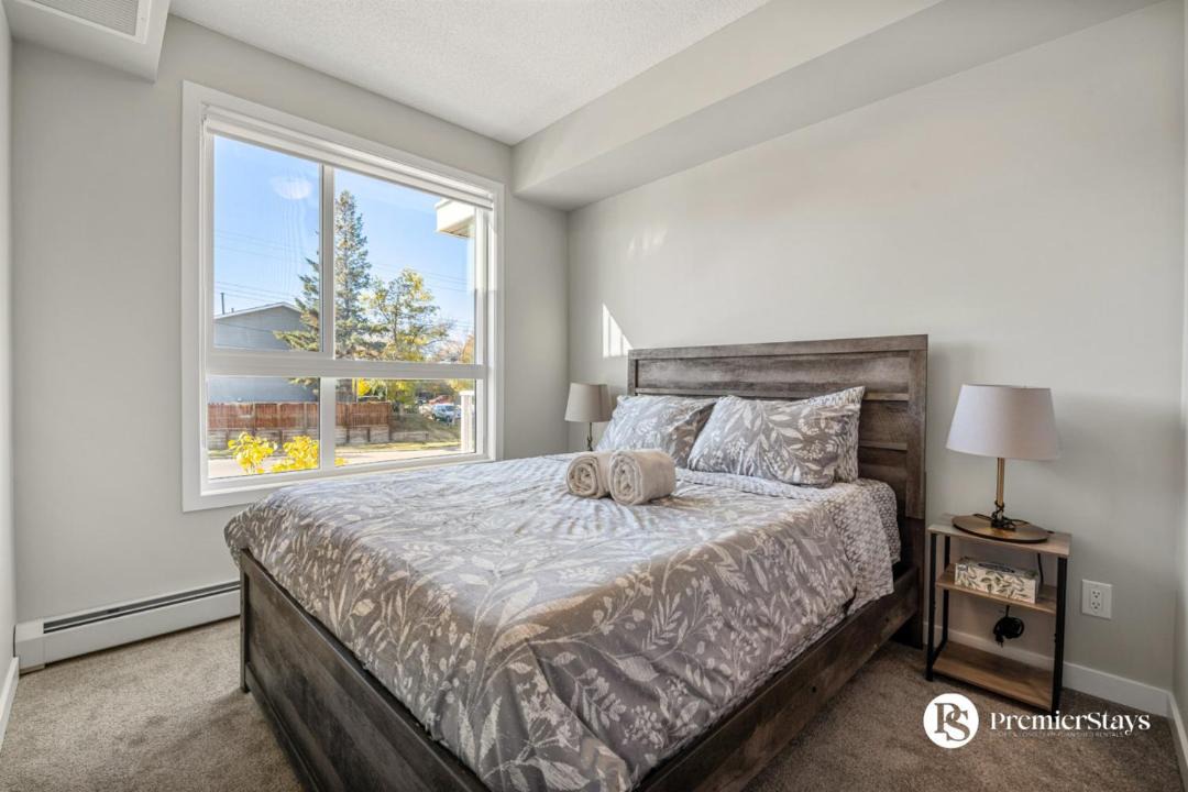 Photo of Bedroom in Inglewood