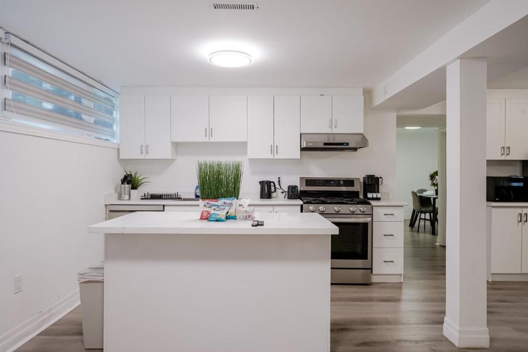 Photo of Kitchen in Clarkson-Lorne Park