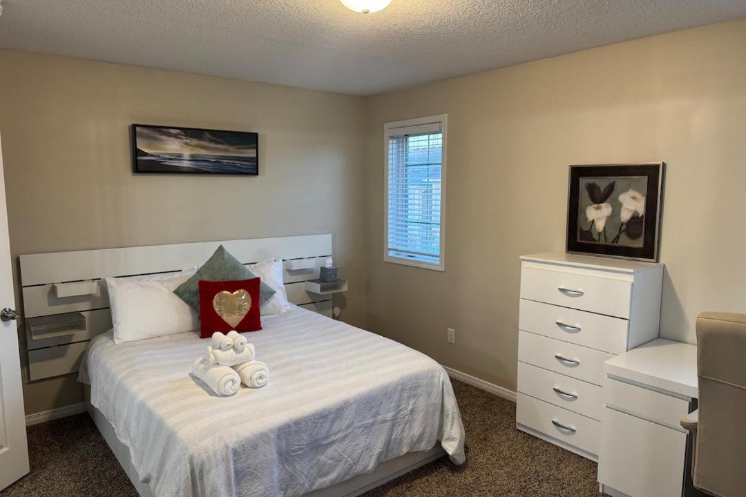 Photo of Bedroom in Grand River South