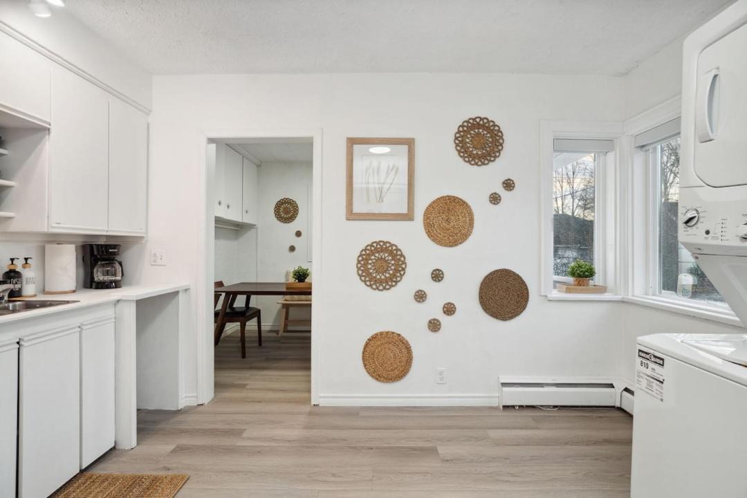 Photo of Kitchen in Arbutus Ridge