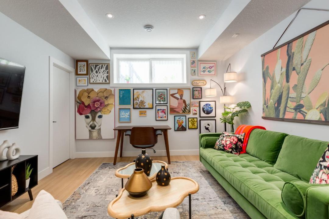 Photo of Livingroom in West Hillhurst