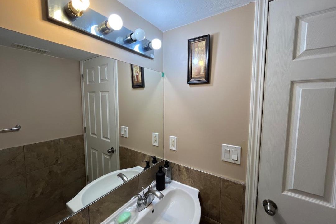 Photo of Bathroom in Bridlewood