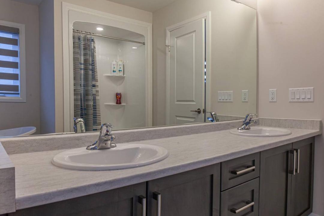 Photo of Bathroom in Niagara Falls