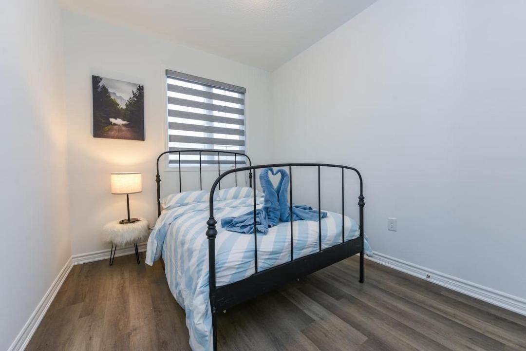 Photo of Bedroom in Halton Regional Municipality