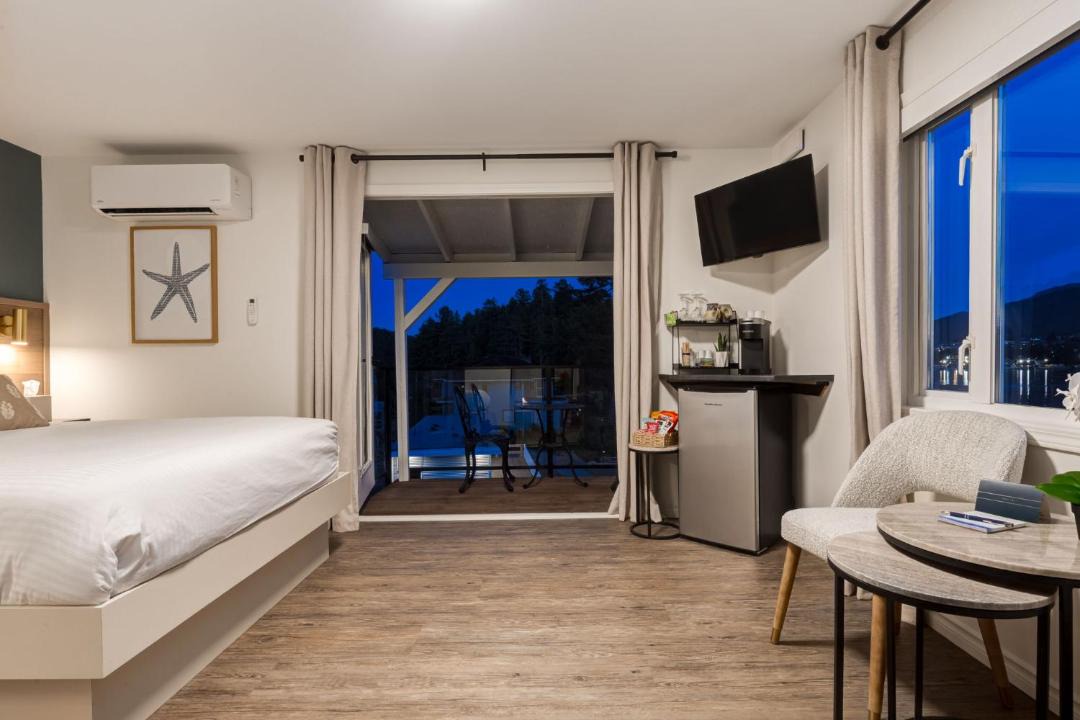 Photo of Bedroom in North Oyster