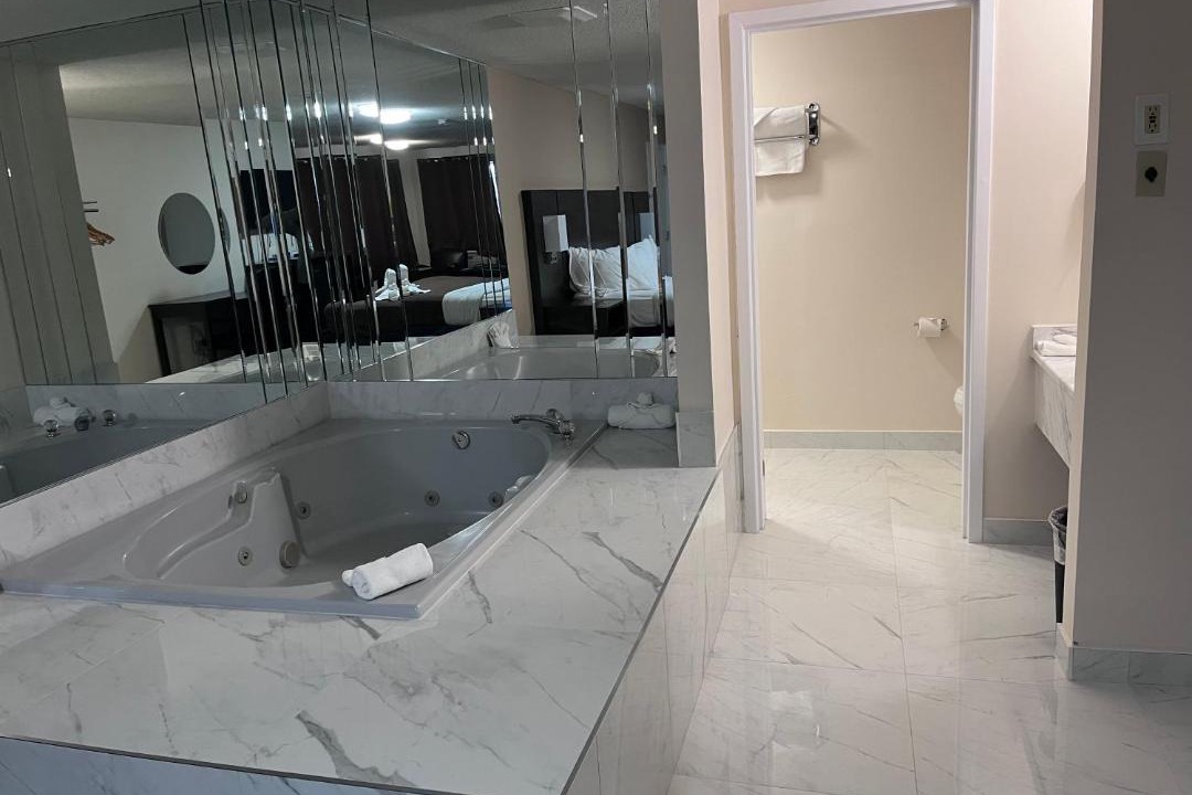 Photo of Bathroom in Fallsview