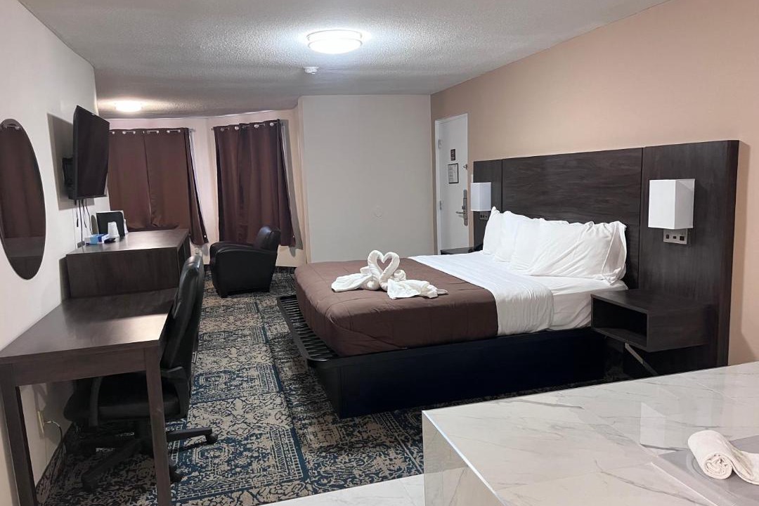 Photo of Bedroom in Fallsview