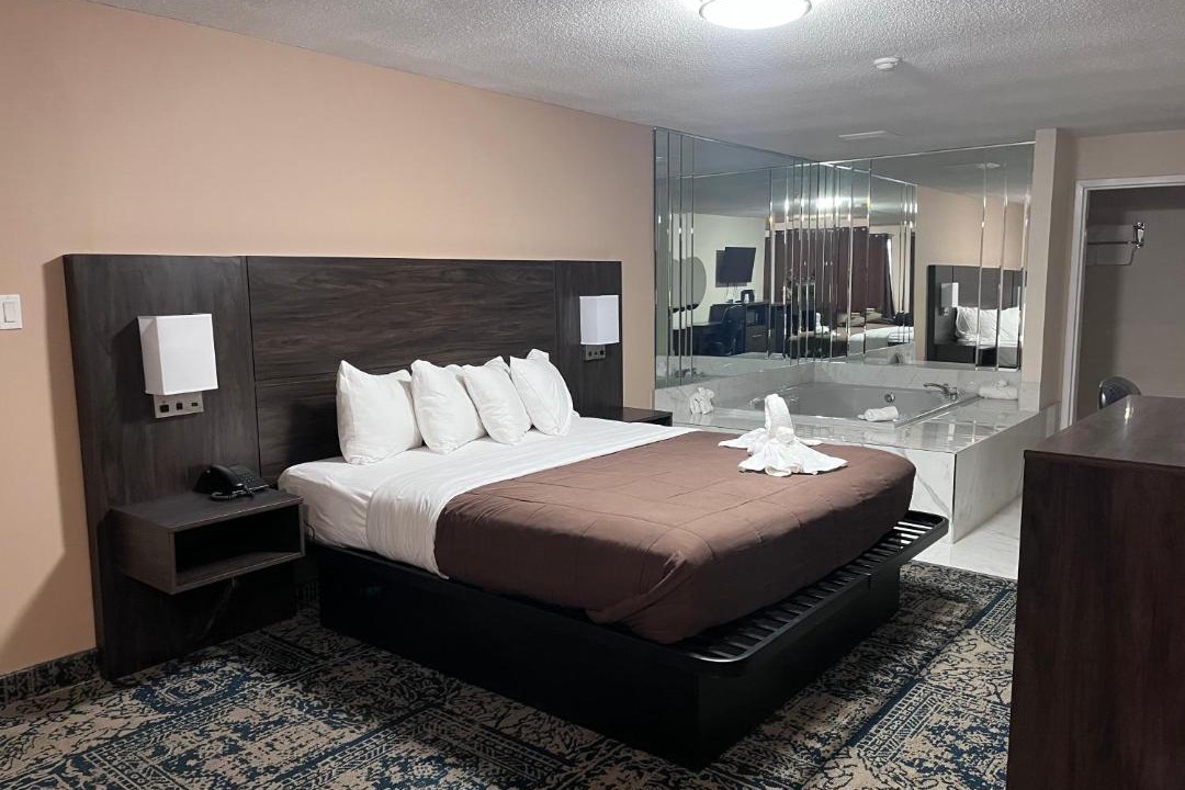 Photo of Bedroom in Fallsview