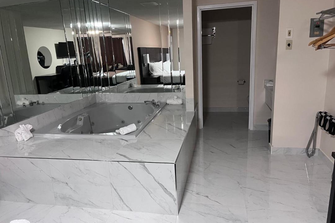 Photo of Bathroom in Fallsview