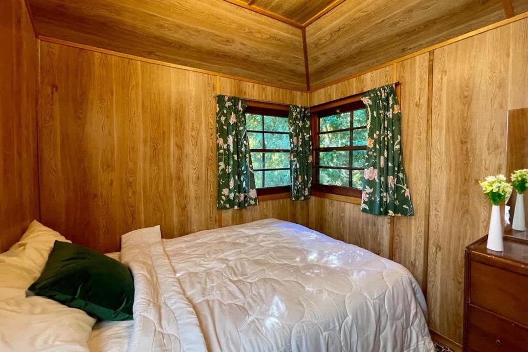 Photo of Bedroom in Rosedale