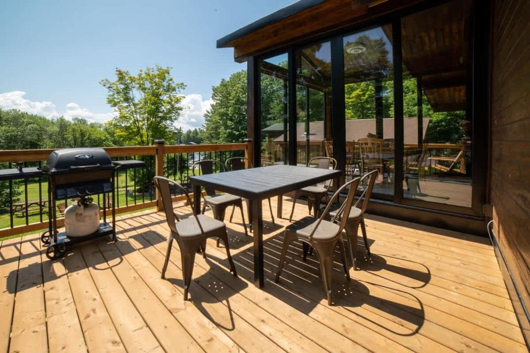 Photo of Patio Balcony in Muskoka Lakes