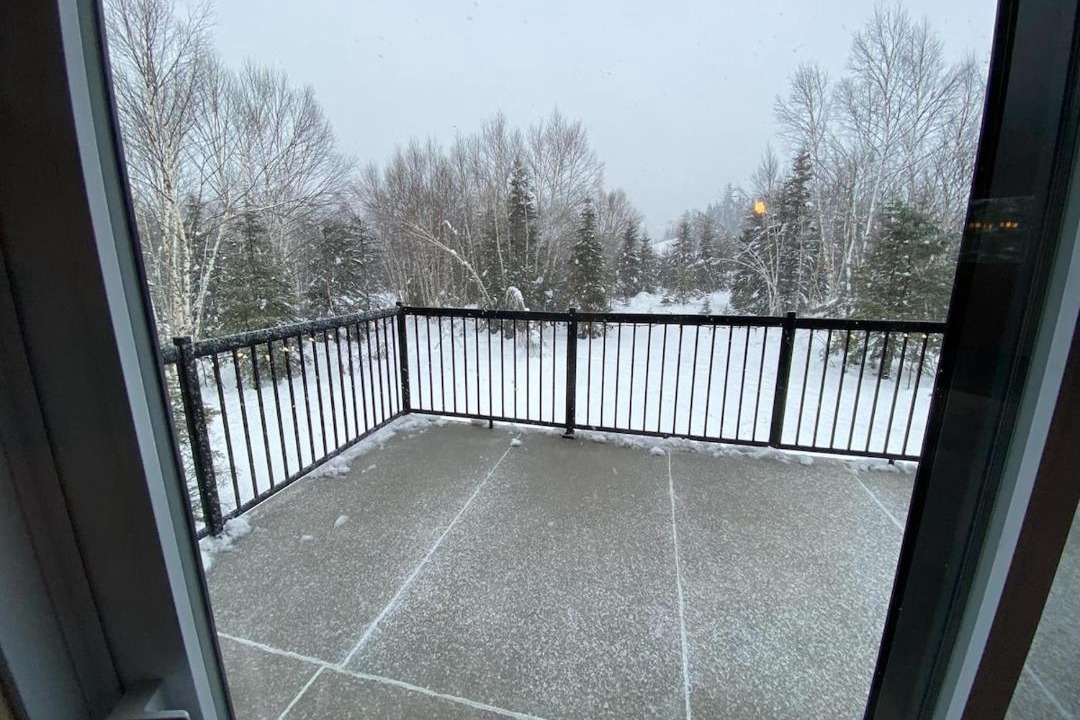 Photo of Patio Balcony in L'Anse-Saint-Jean