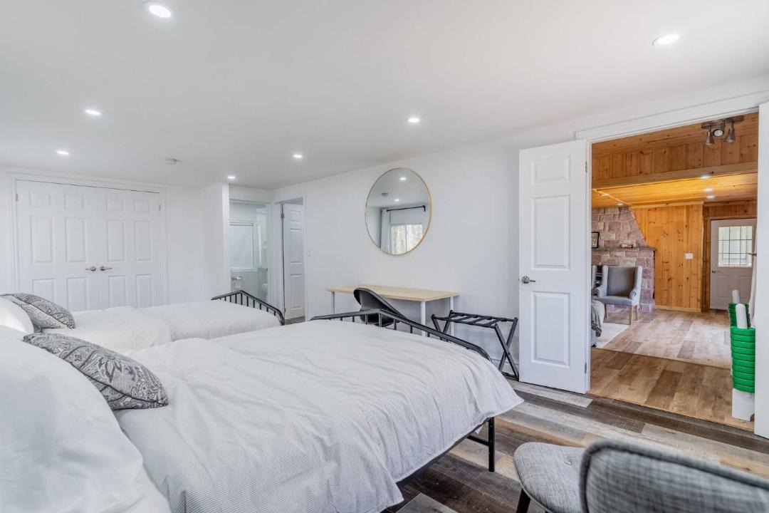 Photo of Bedroom in Bracebridge