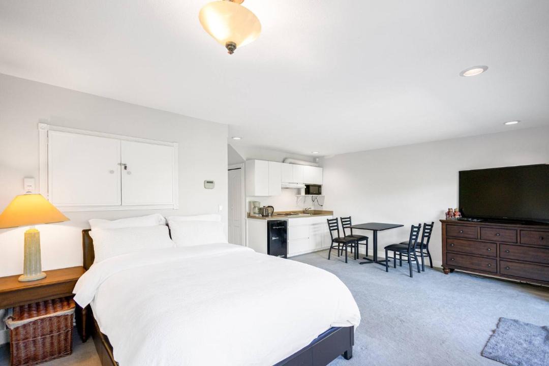 Photo of Bedroom in West Point Grey