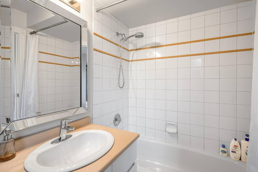 Photo of Bathroom in West Point Grey