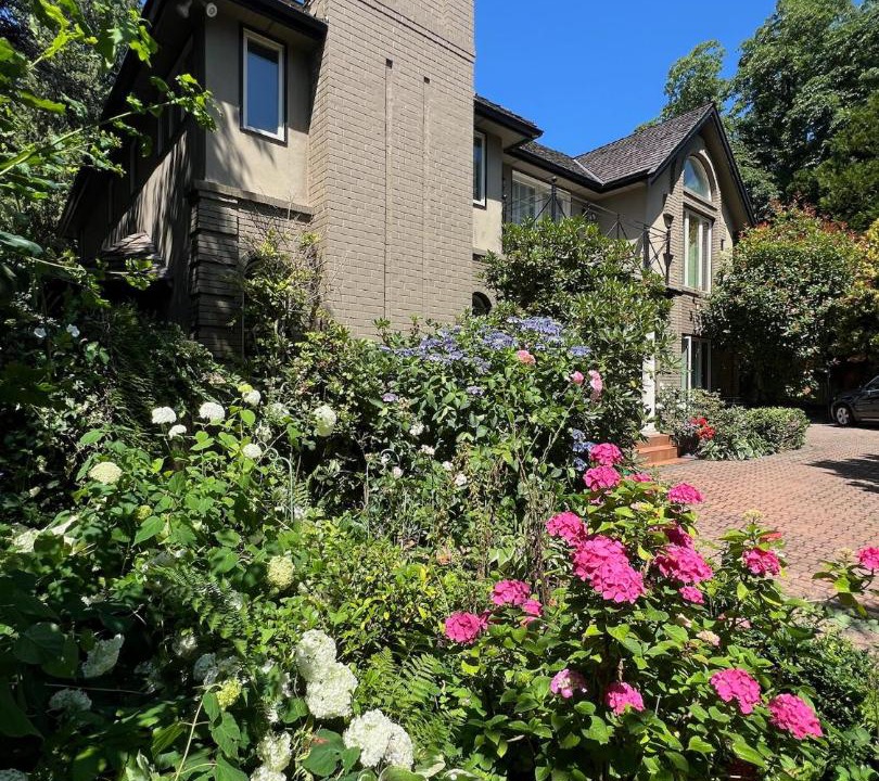 Photo of Others in Kerrisdale