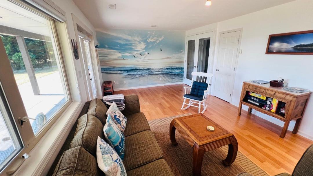 Photo of Others in Halfmoon Bay