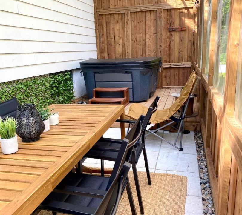 Photo of Patio Balcony in Entrelacs