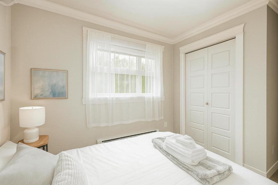 Photo of Bedroom in East Side