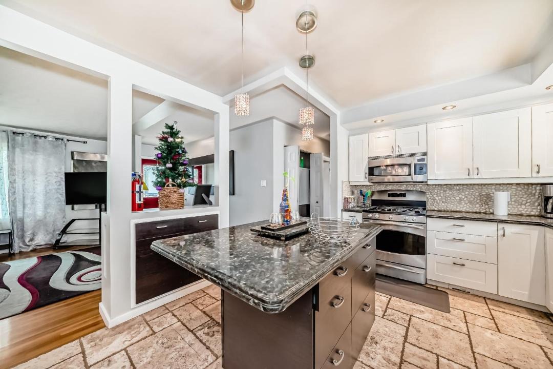 Photo of Kitchen in Southeast Calgary