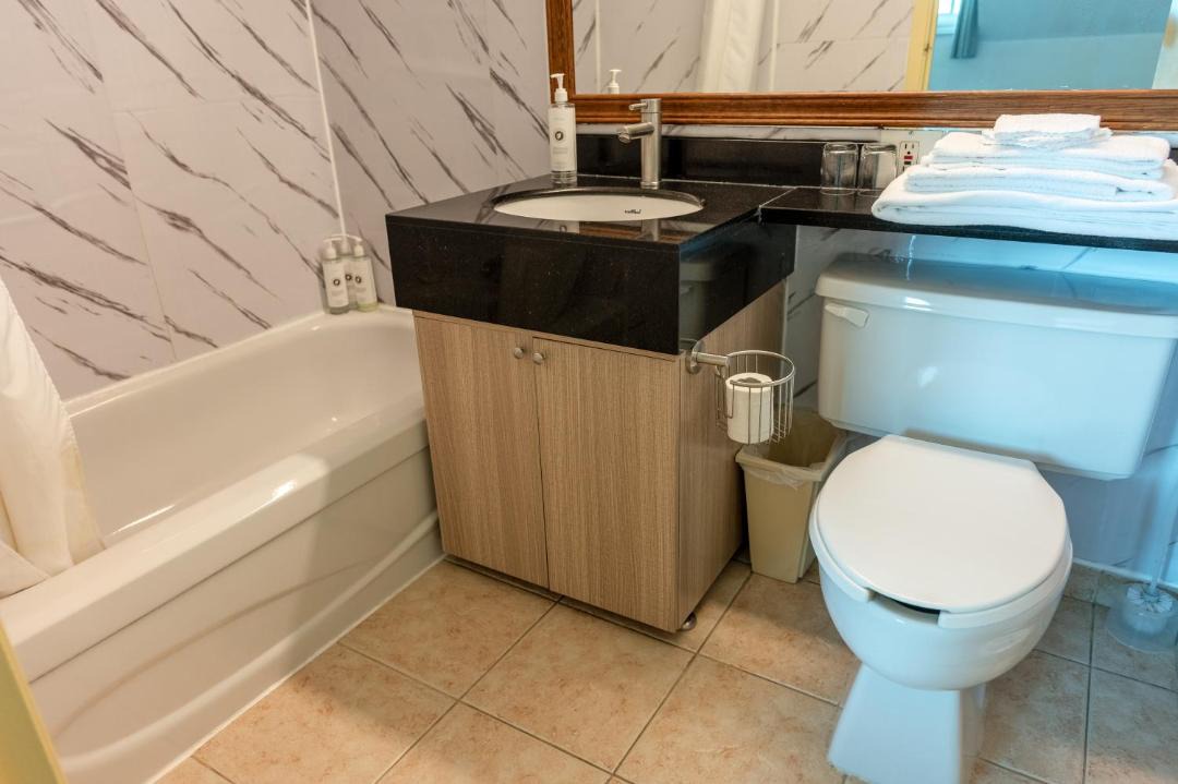 Photo of Bathroom in Cowansville