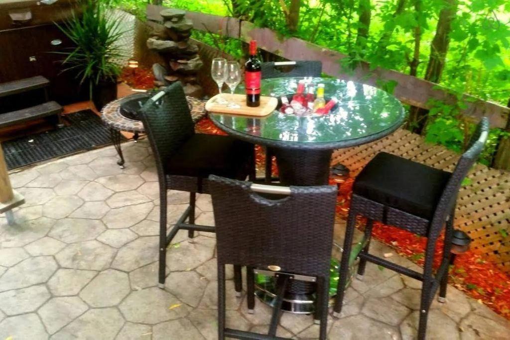 Photo of Patio Balcony in Granby