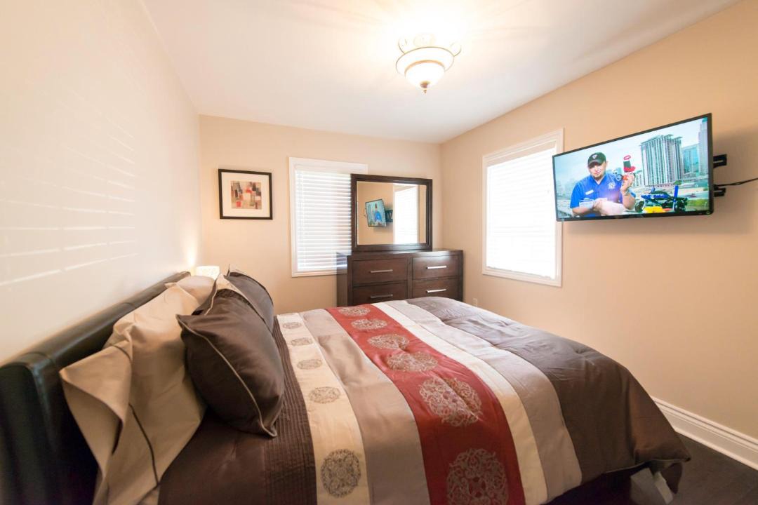 Photo of Bedroom in Crystal Beach