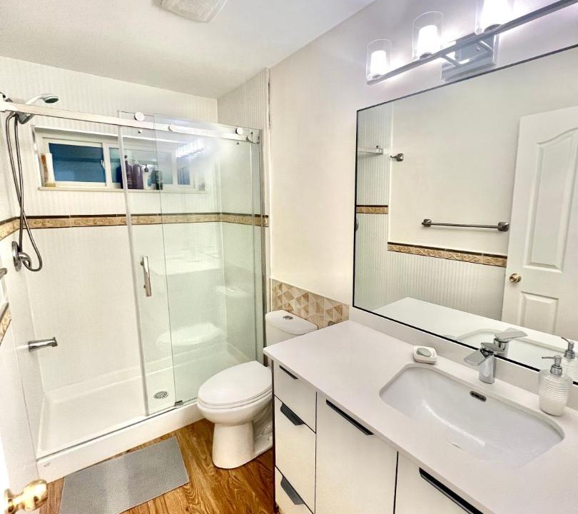 Photo of Bathroom in Maple Ridge