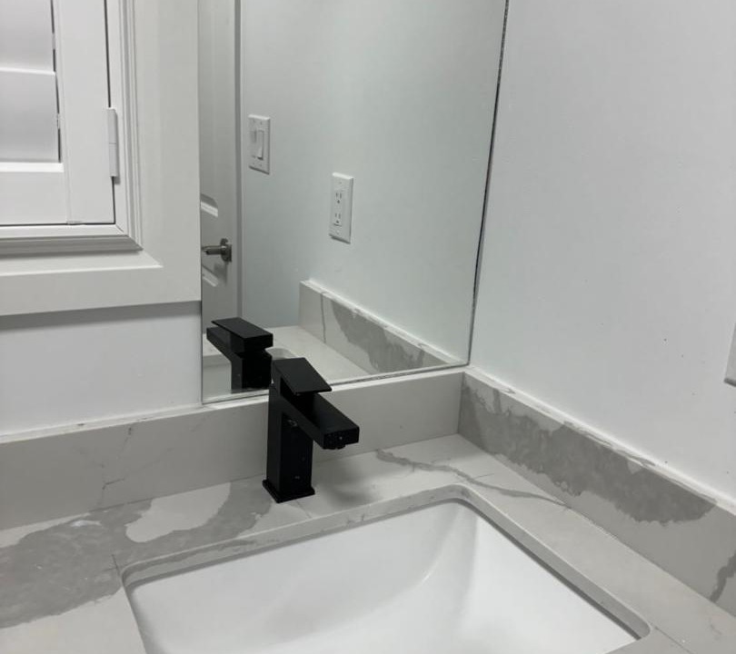 Photo of Bathroom in Niagara Falls