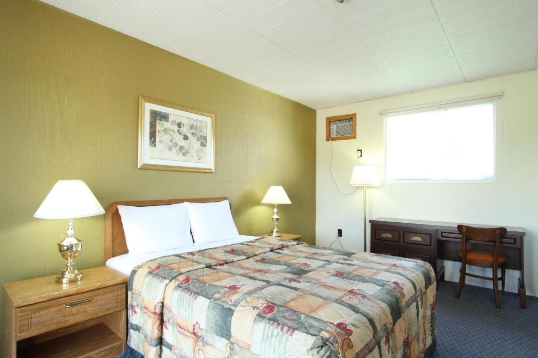 Photo of Bedroom in Kincardine