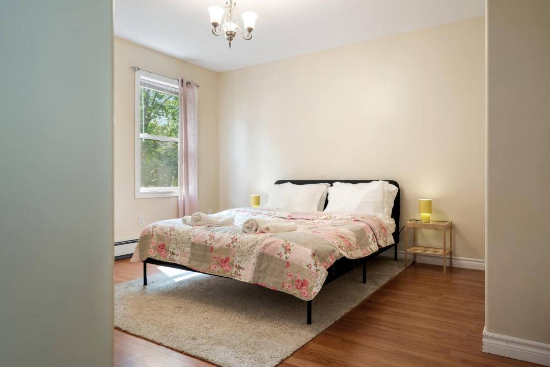 Photo of Bedroom in Dartmouth