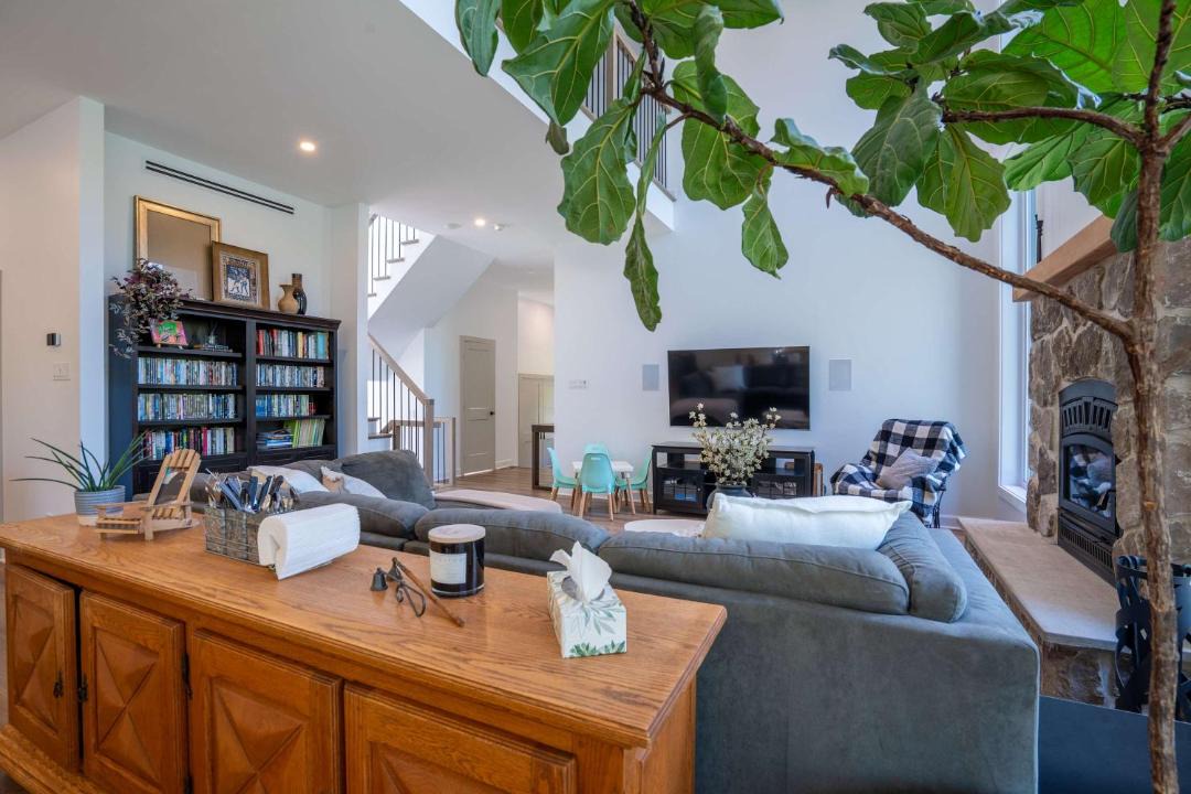 Photo of Livingroom in Chertsey