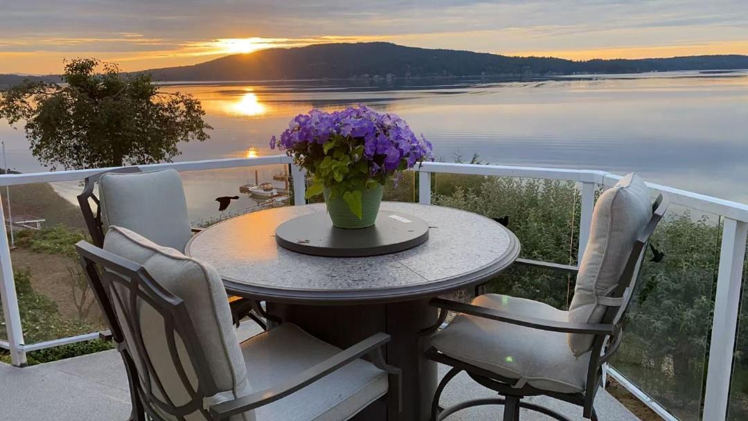 Photo of Patio Balcony in Bamberton