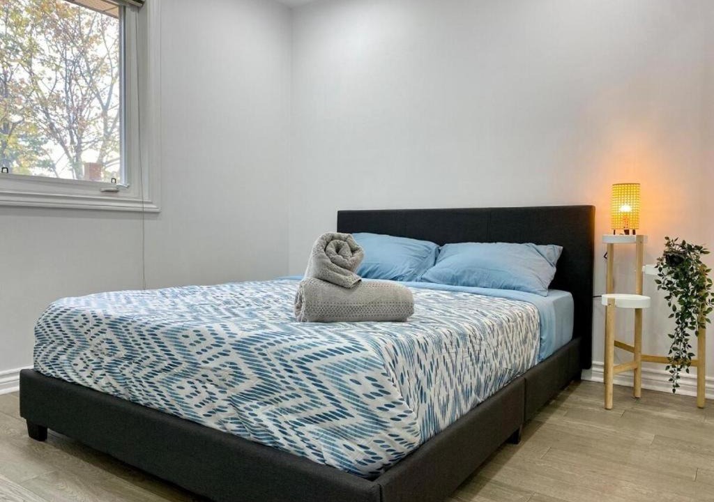 Photo of Bedroom in Richmond Hill