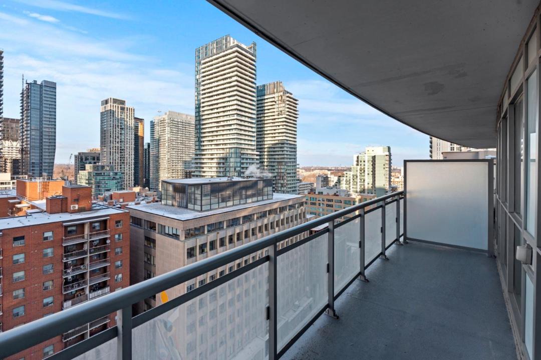 Photo of Patio Balcony in Yonge-Eglinton