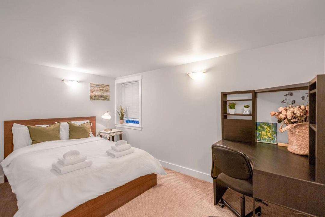Photo of Bedroom in West Point Grey