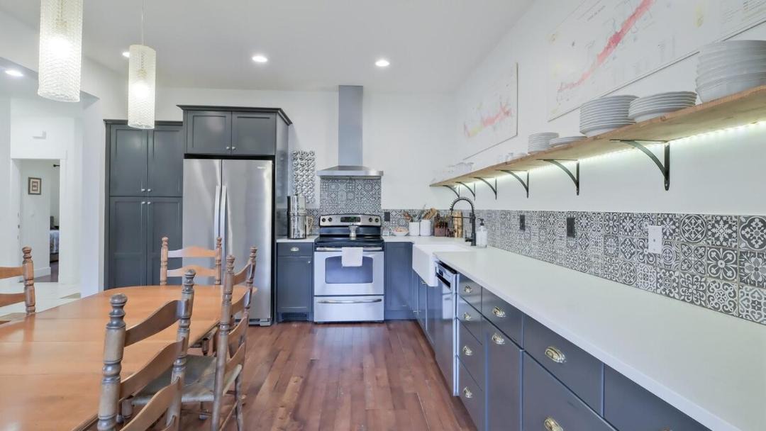 Photo of Kitchen in South Central
