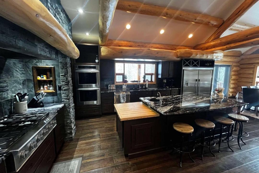 Photo of Kitchen in Valemount