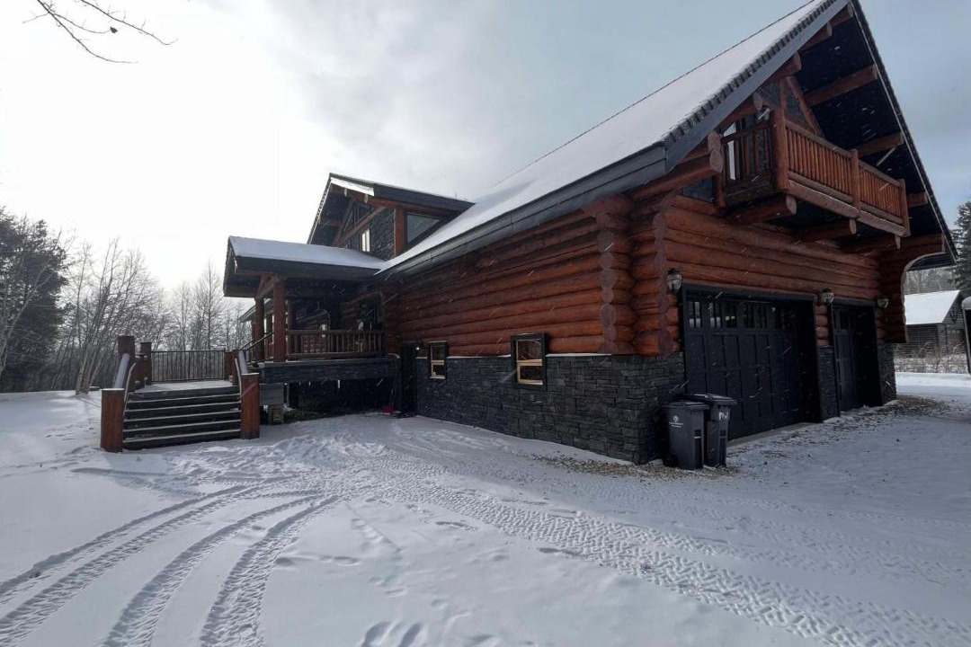 Photo of Others in Valemount