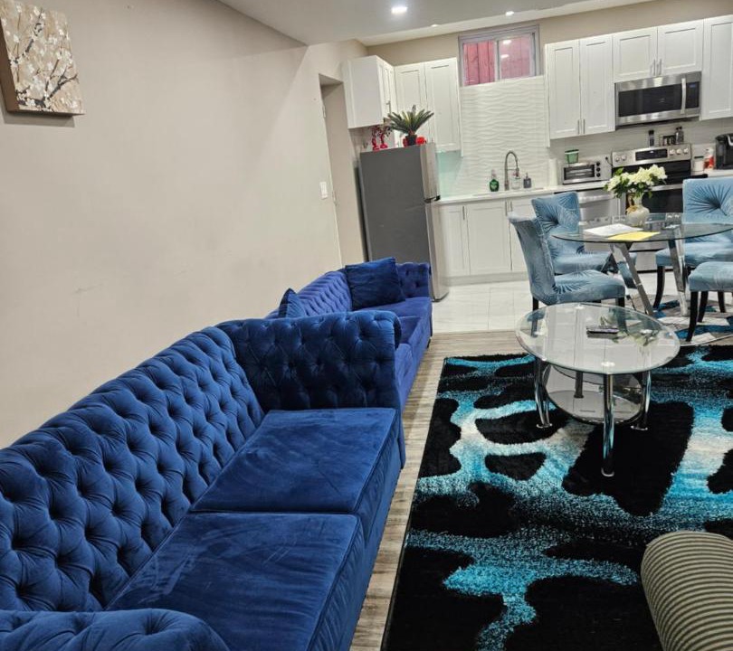 Photo of Livingroom in Niagara Falls