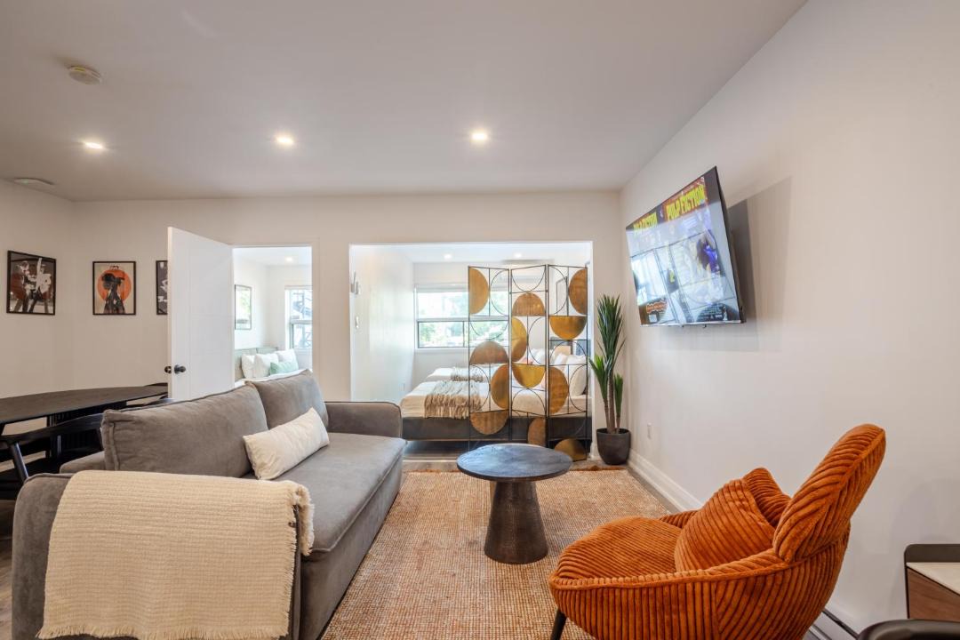 Photo of Livingroom in Latin Quarter