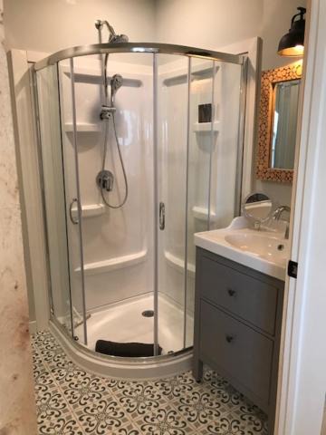 Photo of Bathroom in Indian Harbour